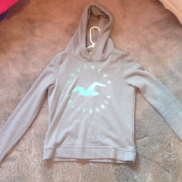 Grey hollister sweater