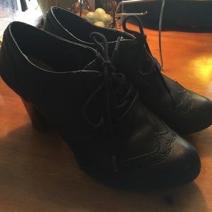 Vintage black boot heels