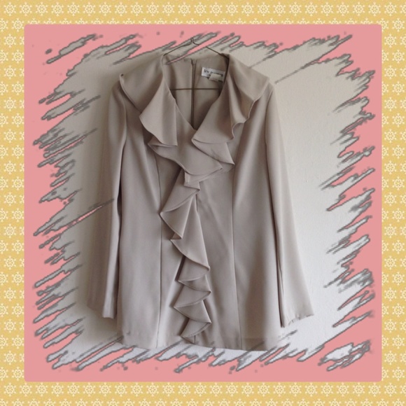 Ruffle Top & Pant Set price drop!! - Picture 1 of 3