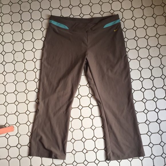 Nike Dryfit Capris