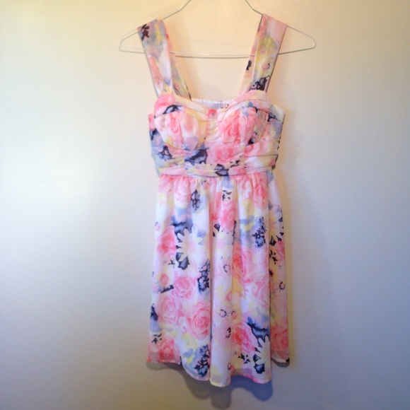 Candie's floral bustier dress . HP π· - Picture 2 of 3