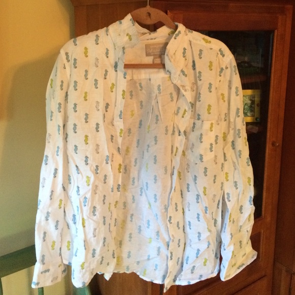 Banana republic light button down