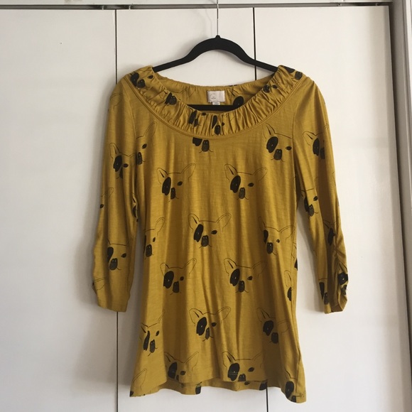 NWOT  Mustard Boatneck French Bulldog top
