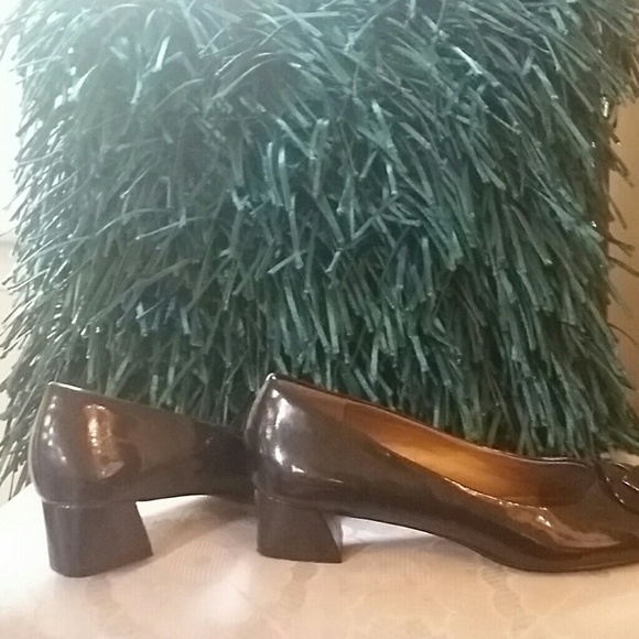 Shoes - Picture 4 of 4