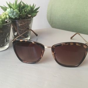 Tortoise shell sunglasses, urban outfitters