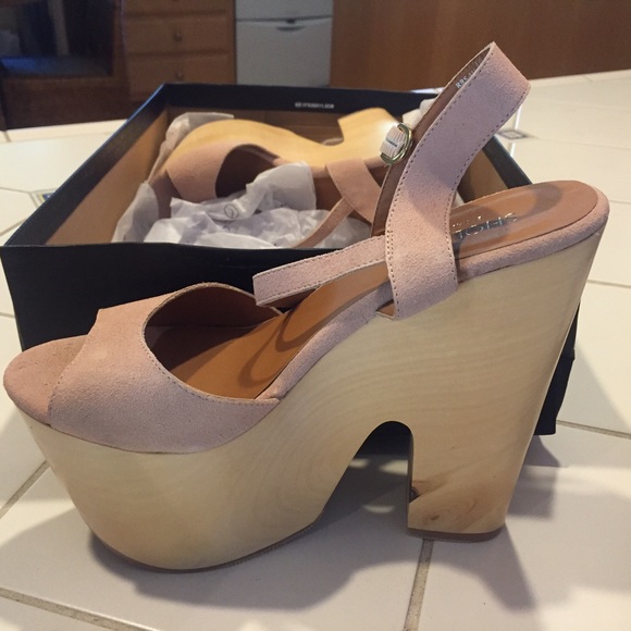 NASTY GAL SHOE CULT TOO SHY SIZE 10 - Picture 2 of 4