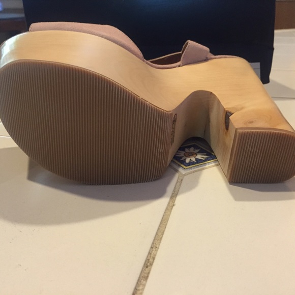 NASTY GAL SHOE CULT TOO SHY SIZE 10 - Picture 4 of 4
