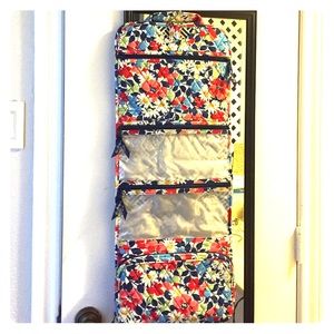 Vera Bradley Luggage - Hanging Organizer
