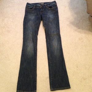 Zelda Barely Boot Express jeans