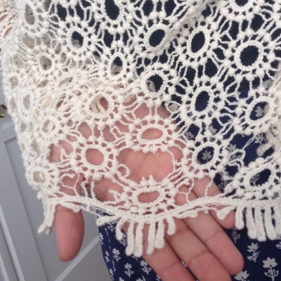 crochet top - Picture 3 of 4