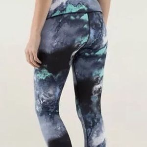 Lululemon wunder under crop Milky Way size 4