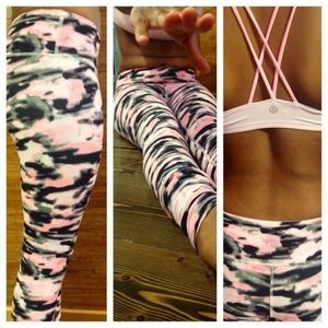 Lululemon wunder under crop Wamo Camo size 2