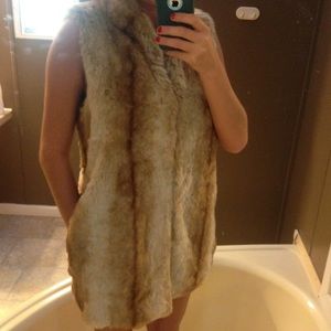 Fur vest