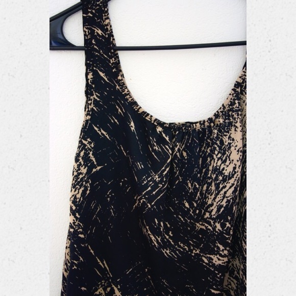 Top - Picture 3 of 3