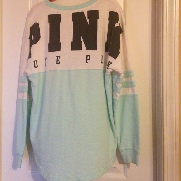 Victoria's Secret PINK long sleeve top