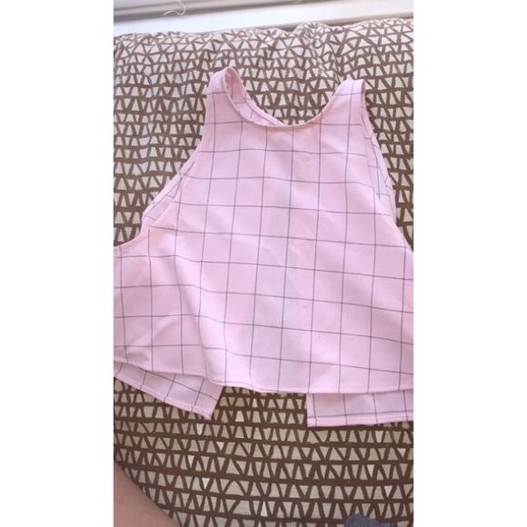 American Apparel Lulu crop top in pink// small