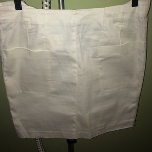 Brand new white mini skirt (size small)