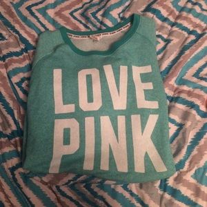 Pink sweatshirt.Never wore it. Perfect condition.