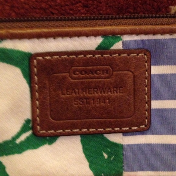 Coach leatherwear wrislet - Picture 4 of 4