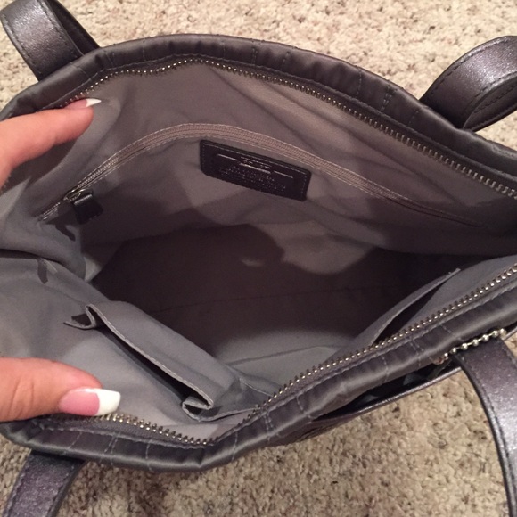 Coach purse - Picture 3 of 3