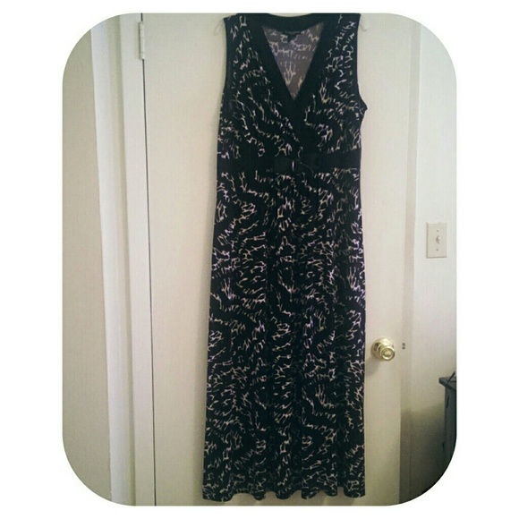 Black & white printed maxi dress
