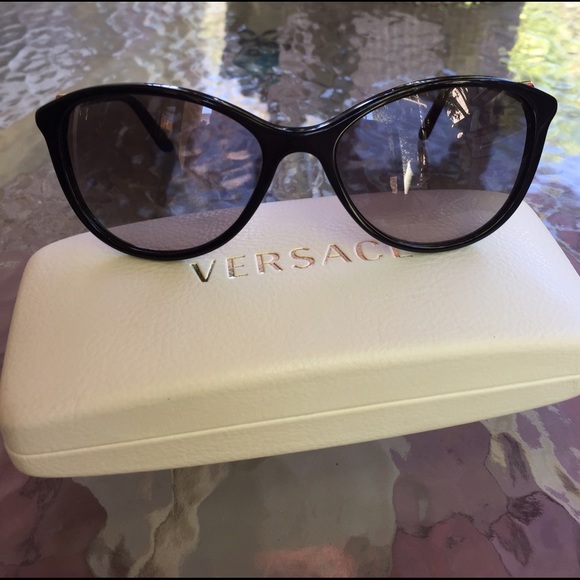 Versace Accessories - Versace Sunglasses