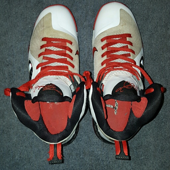 Lebron 9's White/Black & Red