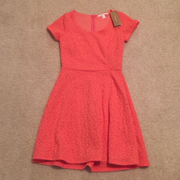 Peach/coral Fransescas skater dress - Picture 1 of 3