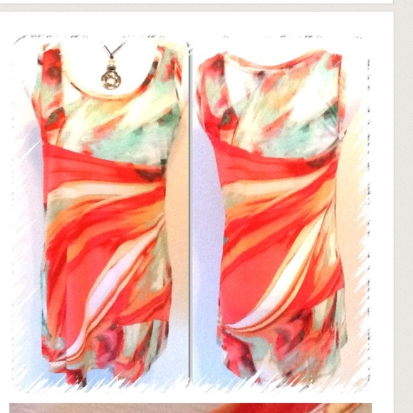 Vera Wang Tunic Top