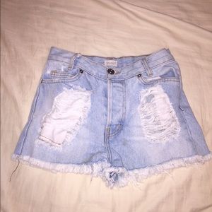 Brandy Melville high waisted shorts