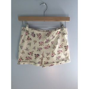 Brandy Melville floral shorts