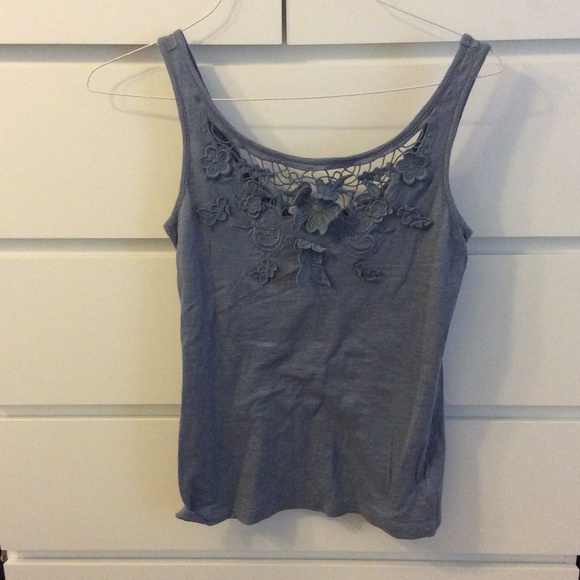 BLUE FLORAL DETAIL TANK TOP