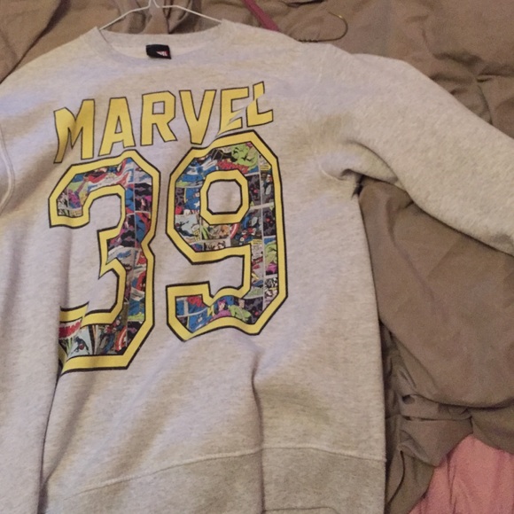 Marvels sweater