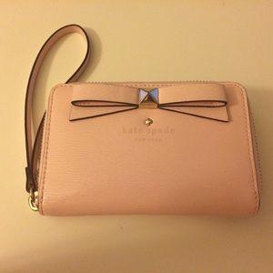 A Kate spade wallet