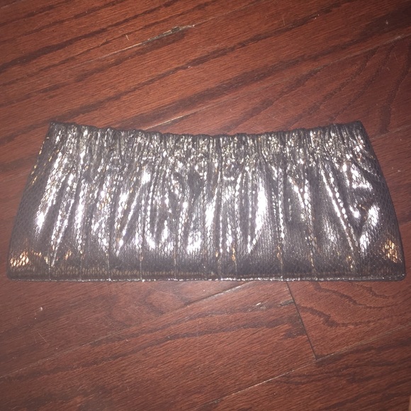 Silver clutch. Used once. Great condition.