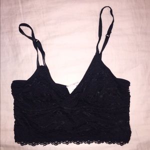 Urban outfitters crop top/bralette