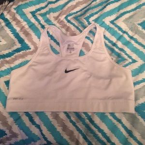 Sports bra