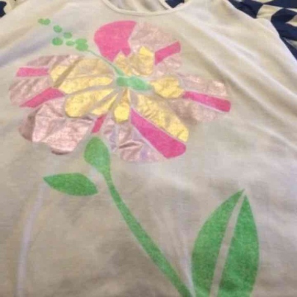 Size small - Picture 2 of 4