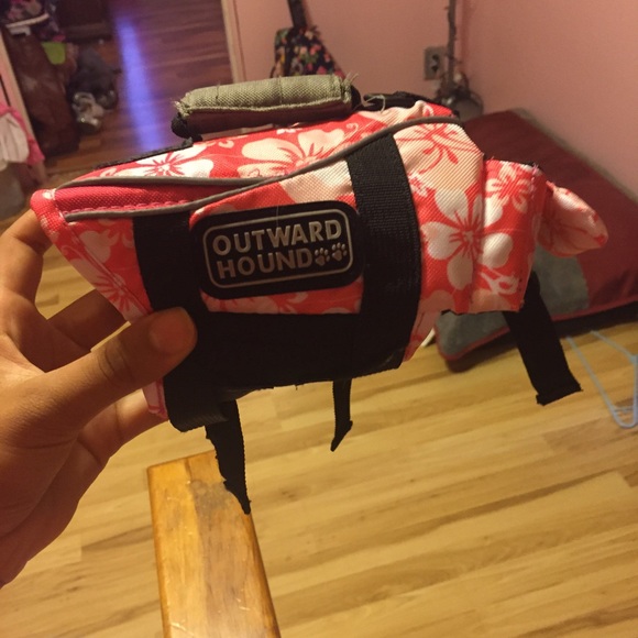 super super cute puppy life vest!!