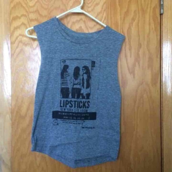 Size small