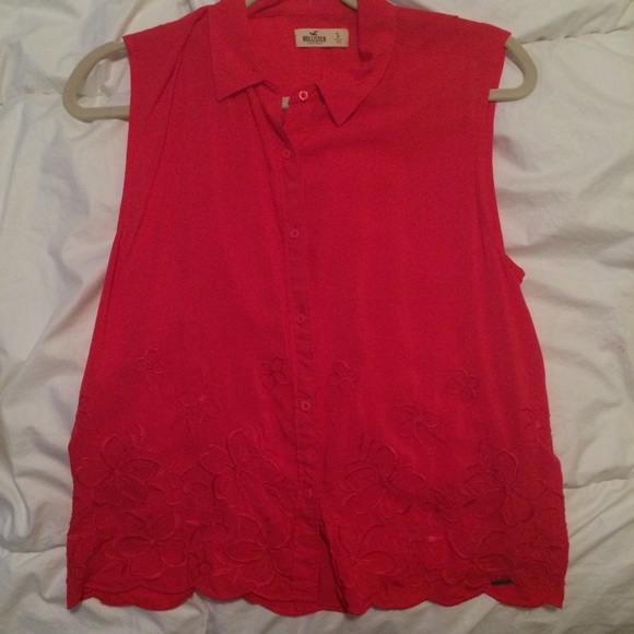 red hollister shirt.