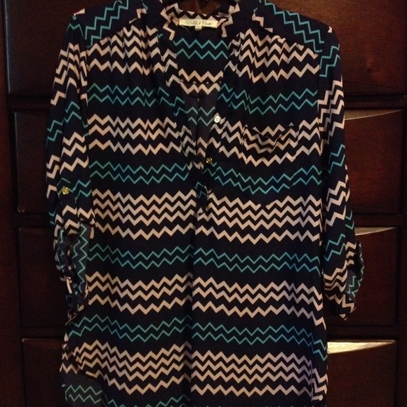 Boutique style shirt - Picture 1 of 1