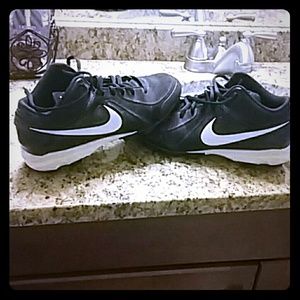 Baseball/softball cleats