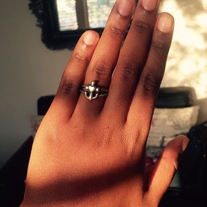 authentic James Avery anchor and heart ring