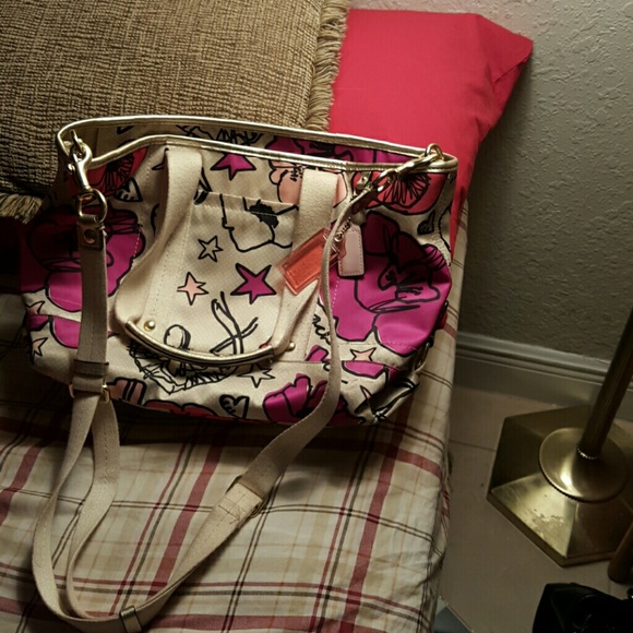 Handbag - Picture 2 of 2