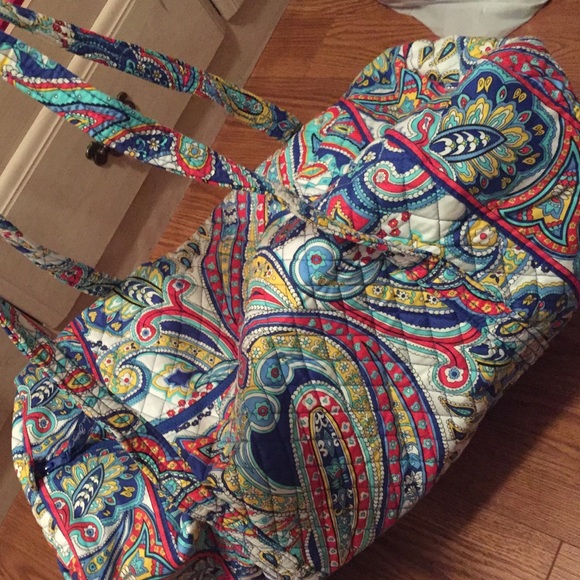 Large Vera Bradley duffle bag