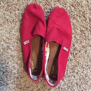 TOMS red shoes, size women's 9