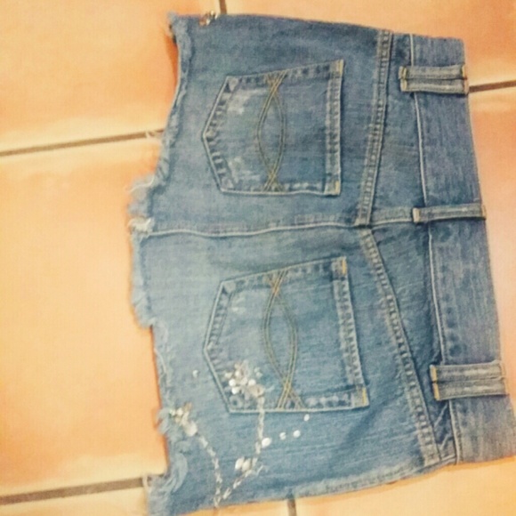 A&f mini shirt. - Picture 2 of 3