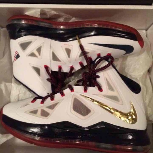 NIKE + LEBRON 10 GOLD MEDAL VNDS