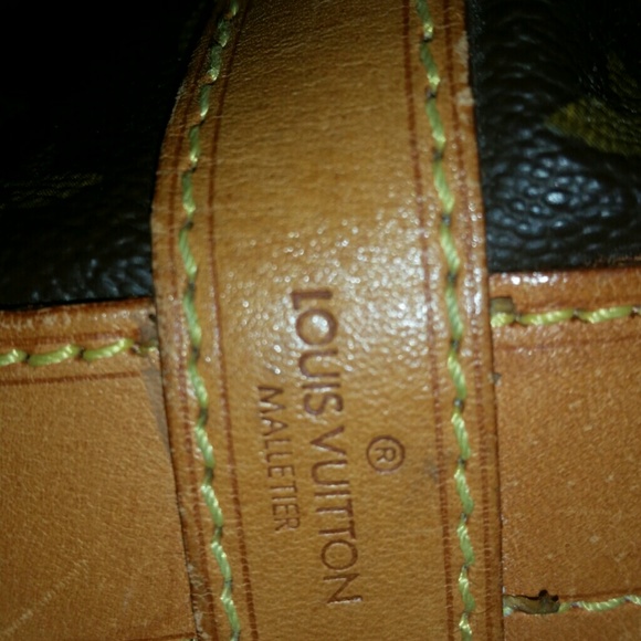 Louis Vuitton Handbags - Vuitton vintage bucket bag ,used ,still gorgeous